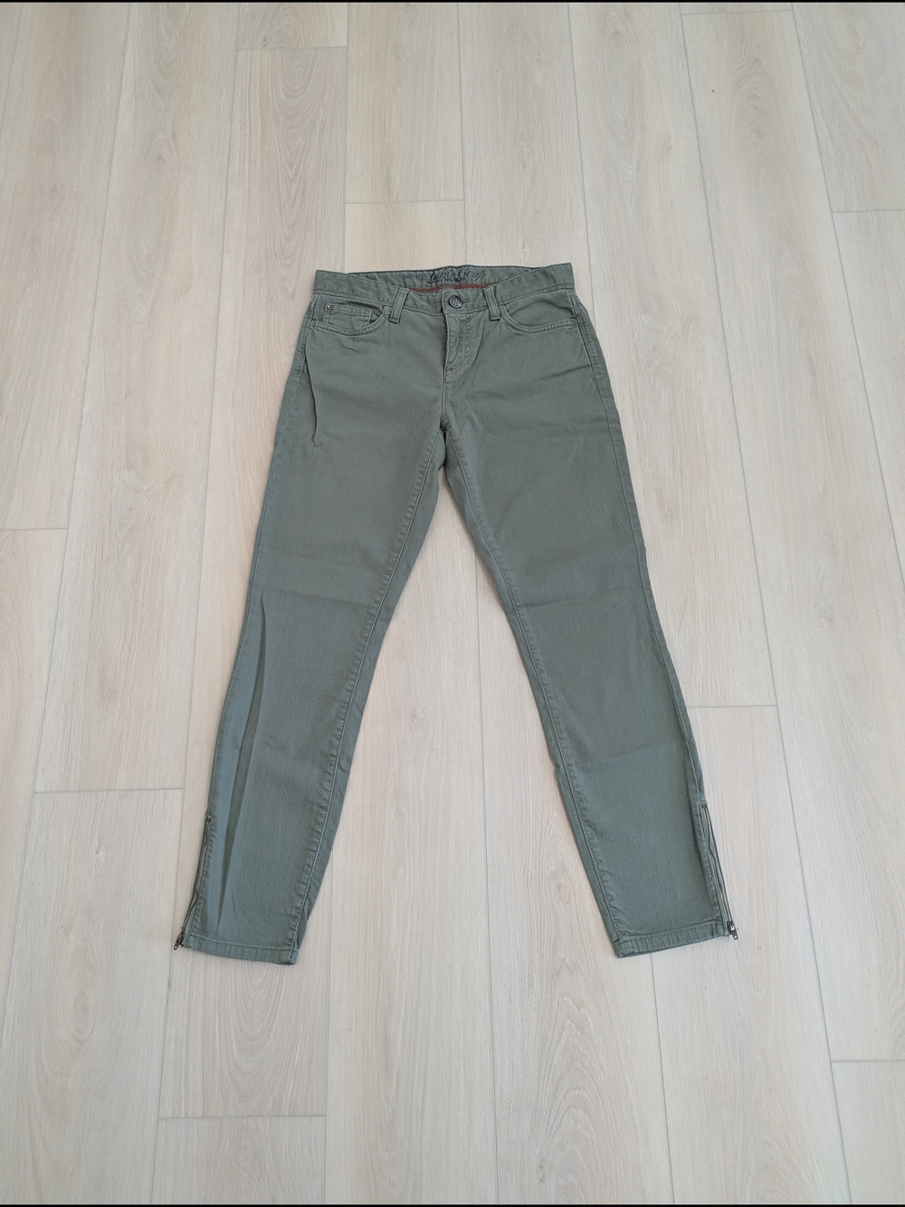 Tommy Hilfiger Olive Green Ankle Crop Pants